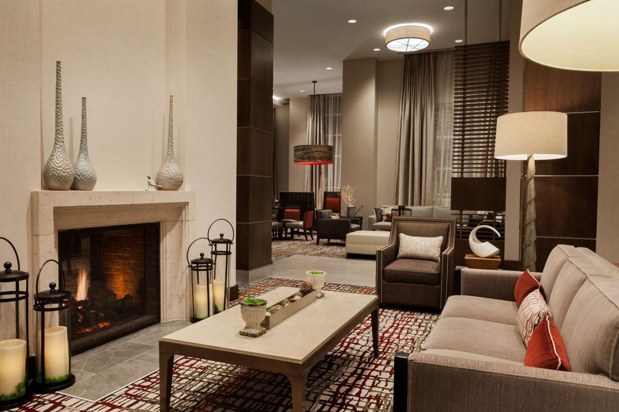 Hilton Garden Inn Charlotte Southpark Exterior foto