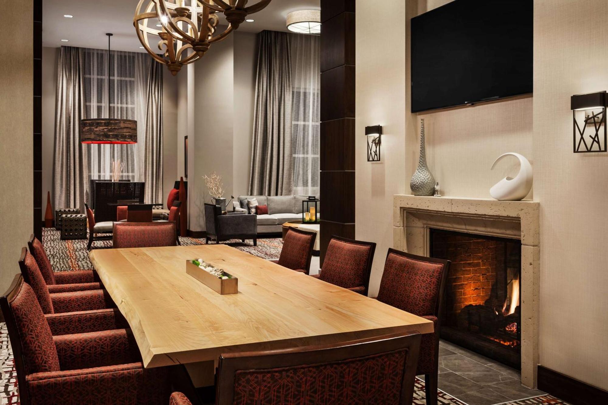 Hilton Garden Inn Charlotte Southpark Exterior foto